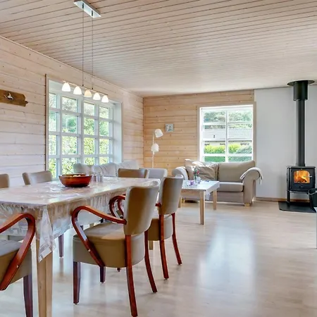 Brigitta - 1-5km From The Sea By Interhome *